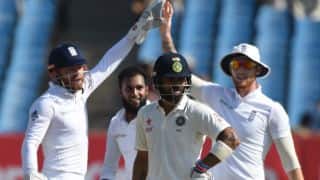 India vs England: Currency ban takes toll on Rajkot Test